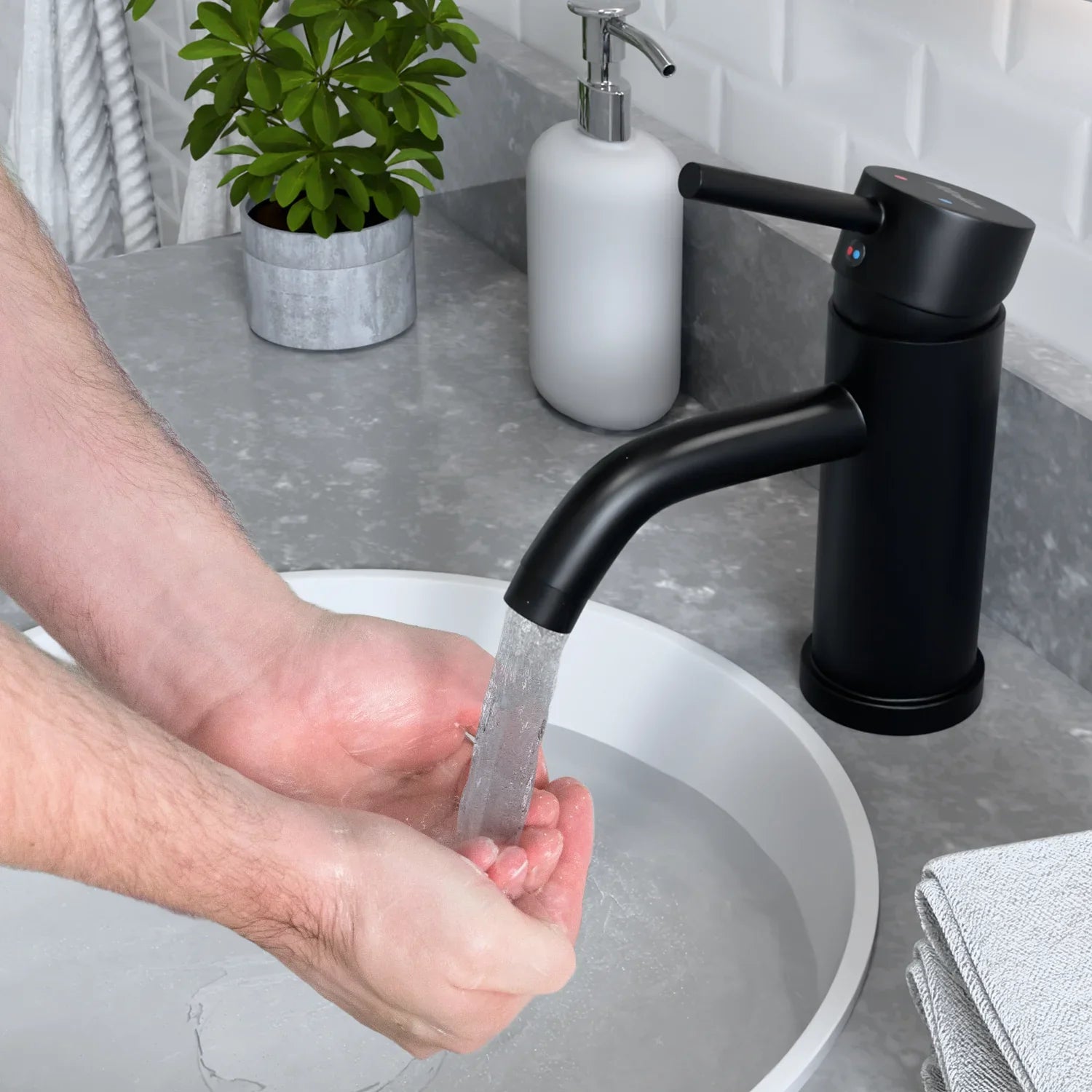 Tvättställsblandare - WC - Svart [ARIADNE] - Förbeställa